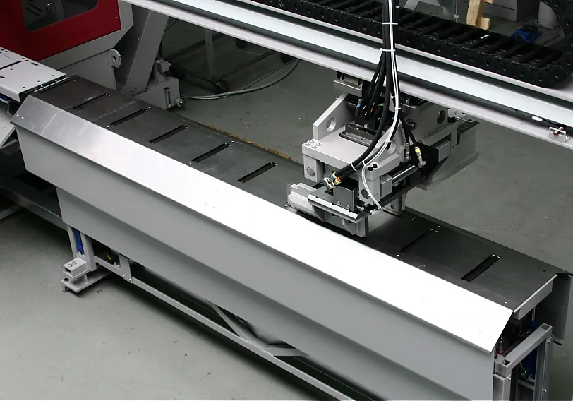 Portique de tri avec banc à rouleaux basculant HCS MF