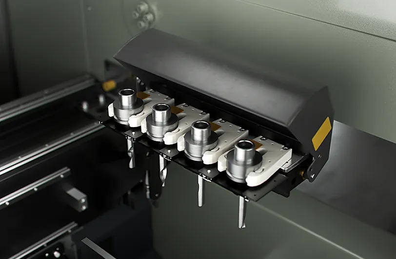 Magasin d'outils automatique droit