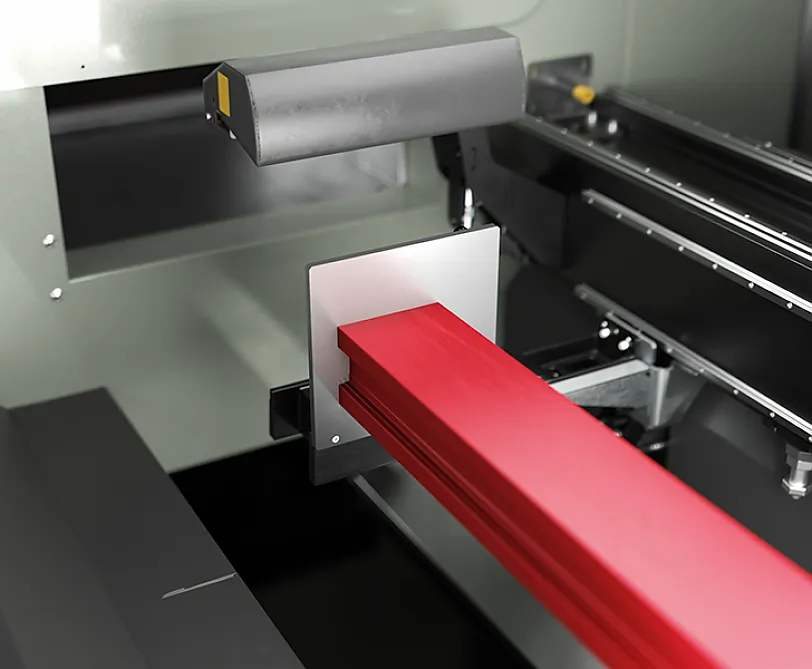 Linker Pneumatischer Anschlag