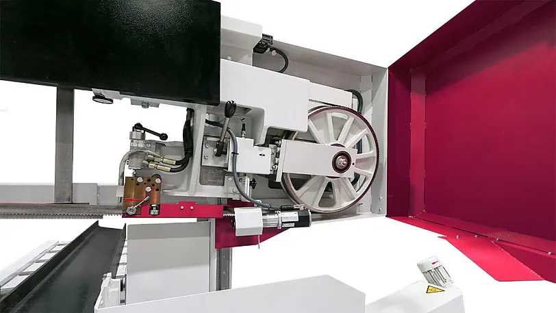 Behringer HBE 320-523 3D - bandführende Teile aus Grauguss Behringer HBE 320-523 3D - bandführende Teile aus Grauguss