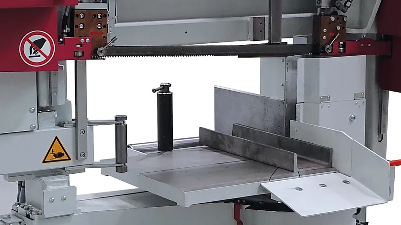 Behringer HBE 320-523GA - Materialtisch Behringer HBE 320-523GA - Materialtisch