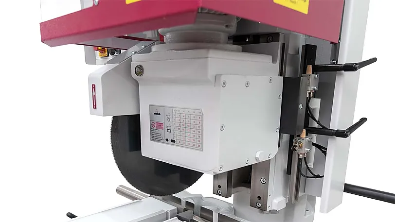 Halbautomatische Kreissägen Halbautomatische Kreissägen
