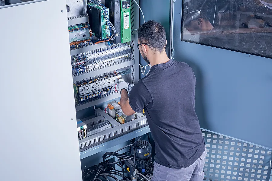 MEP Schaltschrank Bandsägemaschine MEP Schaltschrank Bandsägemaschine