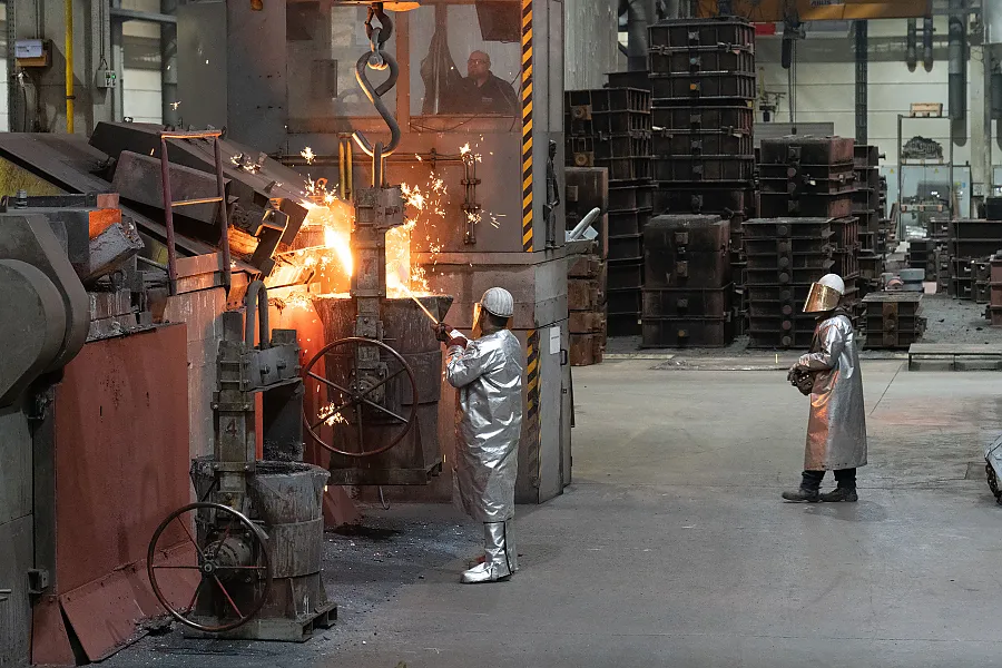 Behringer Giesserei - Giessprozess Behringer Giesserei - Giessprozess