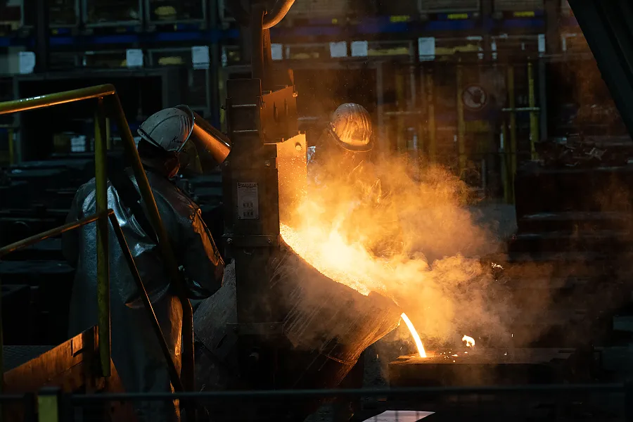 Behringer Giesserei - Giessprozess 3 Behringer Giesserei - Giessprozess