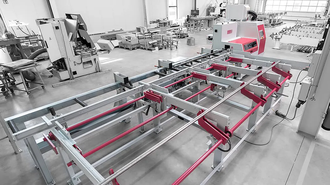 HCS Kreissägeautomat mit Lademagazin HCS Kreissägeautomat mit Lademagazin