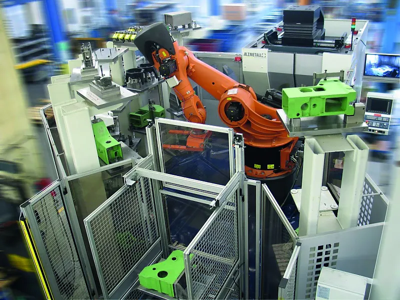 Alzmetall Fertigungsinsel mit Roboter Alzmetall Fertigungsinsel mit Roboter