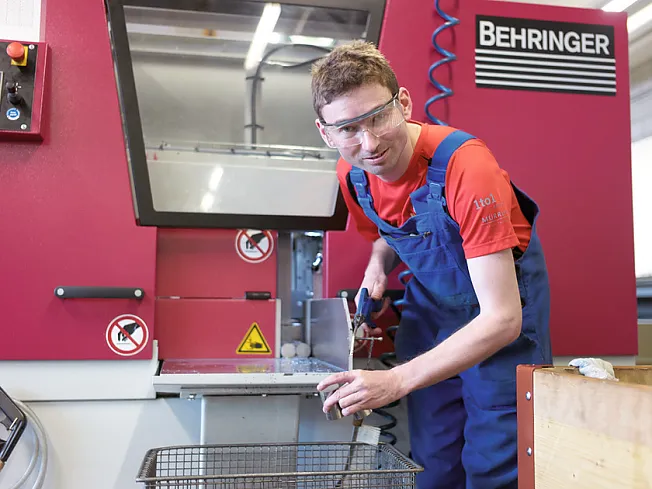 Produktiv Sägen bei eingeschränkten Fähigkeiten